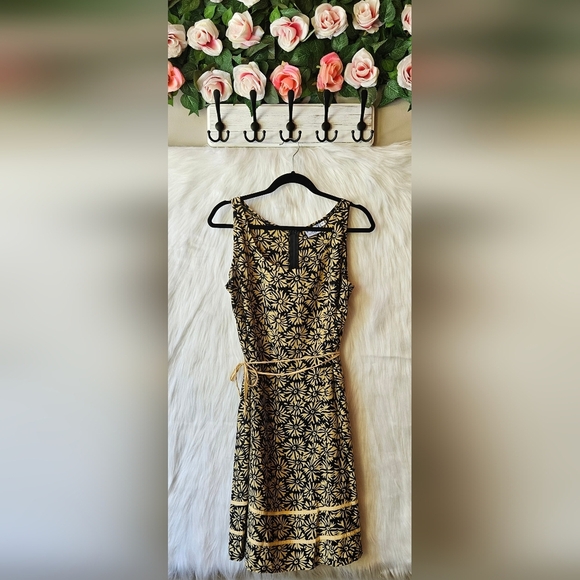 Blu Planet Dresses & Skirts - Blue Planet Surf Sunflowers Belted Mini Dress